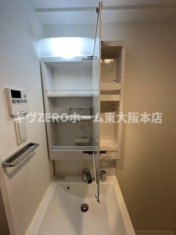 S-RESIDENCE高井田Centralの洗面所