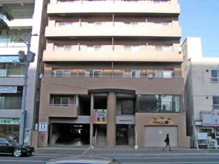 ＦＲＡＧＲＡＮＣＥ医大前