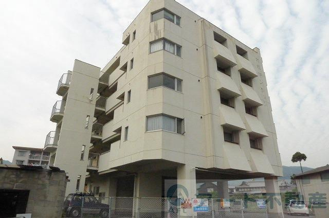 東温市横河原の一棟マンション