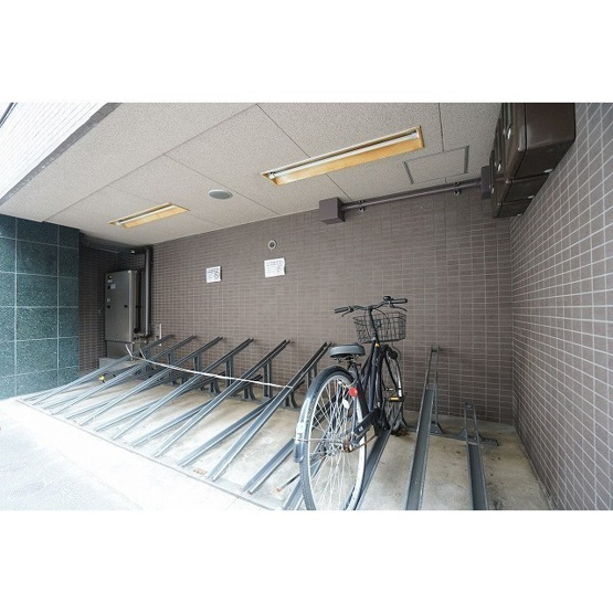 【外観】 | アムス東池袋 | 駐輪場