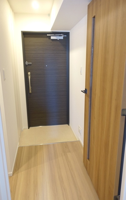パークアクシス錦糸町ＷＥＳＴの玄関|※写真は同タイプ住戸です。