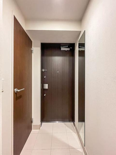 フロンティアレジデンス錦糸公園の玄関|※写真は同タイプ住戸です。