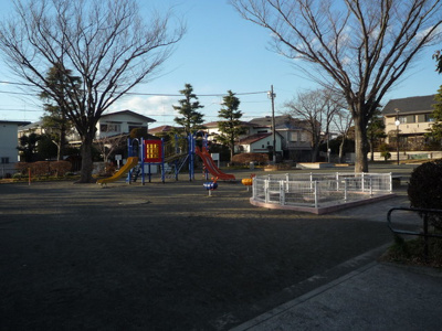 第三公園まで３００ｍ