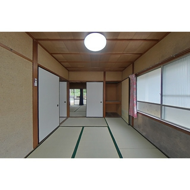 岐阜市加野２丁目の一戸建ての内装|1階6帖和室