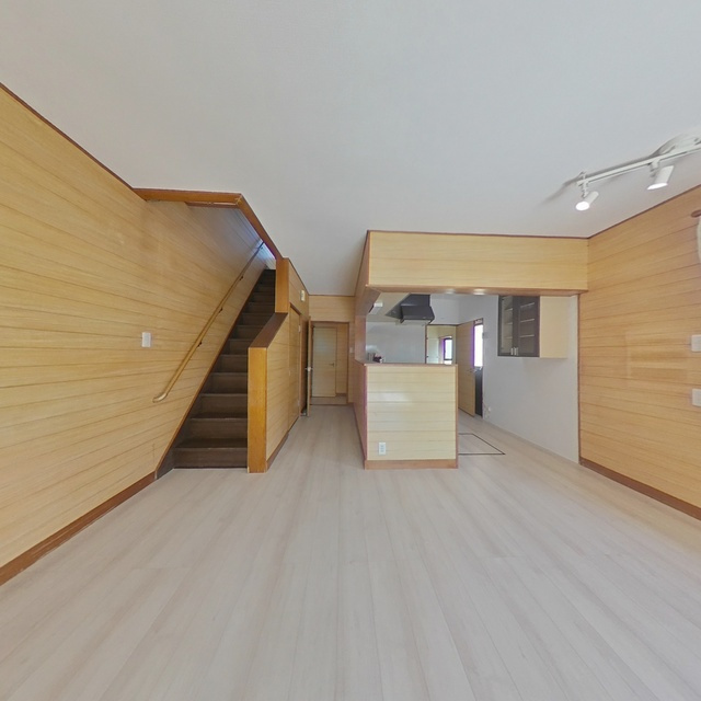 岐阜市粟野東２丁目の一戸建ての居間・リビング