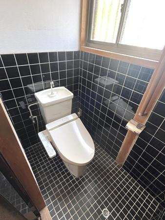 生駒郡斑鳩町龍田北１丁目　一戸建のトイレ|■現地撮影写真■
