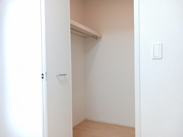 フローレルの収納|こまごまとしたものを収納できそうですね