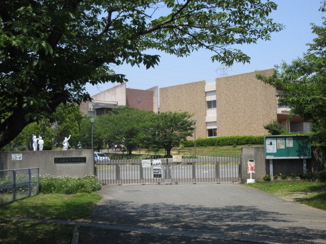 アウローラの周辺|万田小学校まで800m
