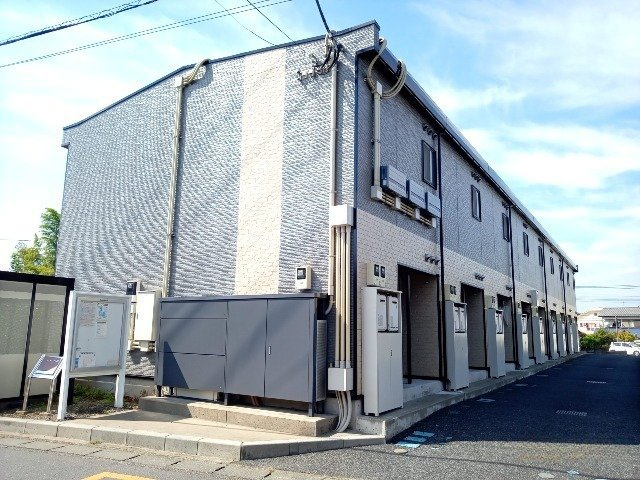レオパレスリトルウッドの外観