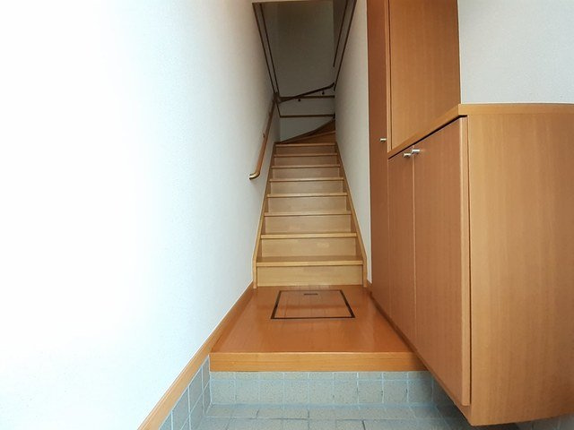 ファンタジーアＡの玄関
