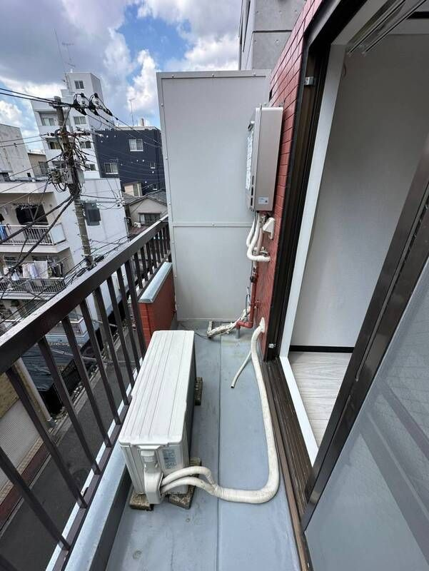 キャピタル浅草のバルコニー