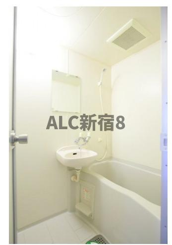 プレール西新宿の浴室