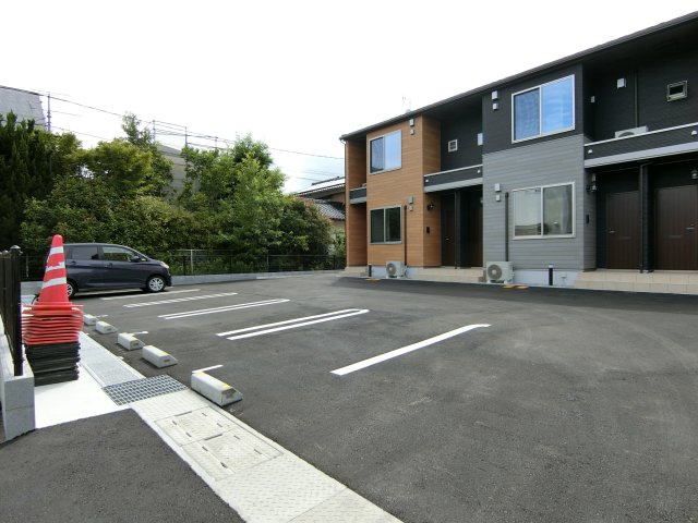 コロニオーロの駐車場