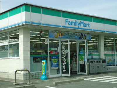 【周辺】 | アンジュー　壱号館 | ファミリーマート打田上野店まで692ｍ
