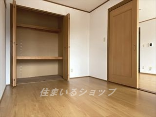 クレストール亀山の収納