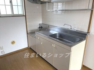 クレストール亀山のキッチン