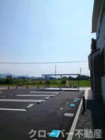 キャッスル　Ｄの駐車場