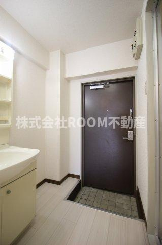 T´ｓマンションの玄関