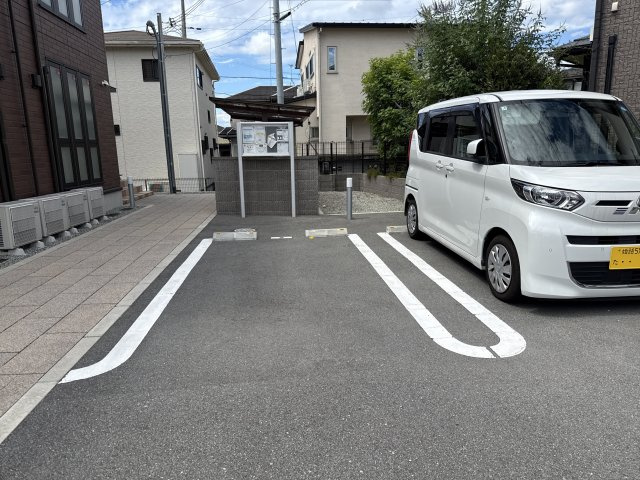 Central Sの駐車場