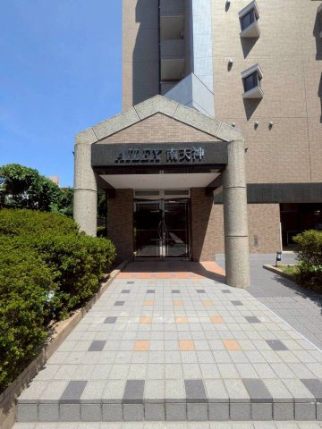 アイレックス南天神のエントランス