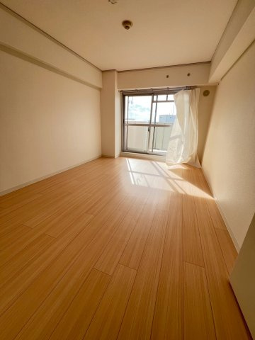 UR武庫川 31号棟の外観