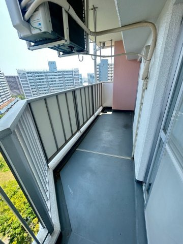 UR武庫川 28号棟のバルコニー