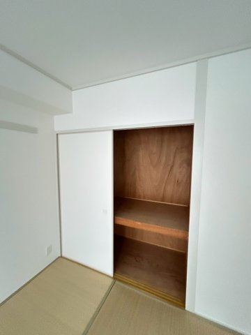 UR武庫川 28号棟の収納
