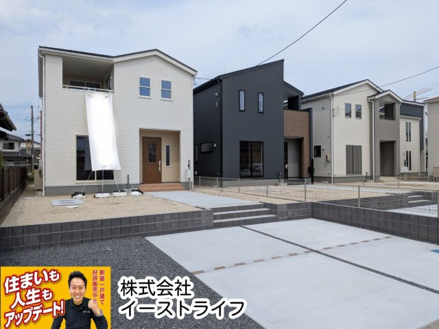 【新築戸建】　いわき市錦町江栗1丁目第2　長期優良住宅　全1棟のキッチン|同社施工写真　浄水器一体型水栓です。蛇口をひねればいつでもおいしい水が飲めるのが嬉しいです(^^)/水はねの音や食器が当たる音を大幅に軽減する静音仕様のジャンボシンクです。