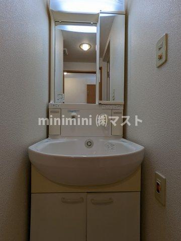 KHKコート西野田の洗面所