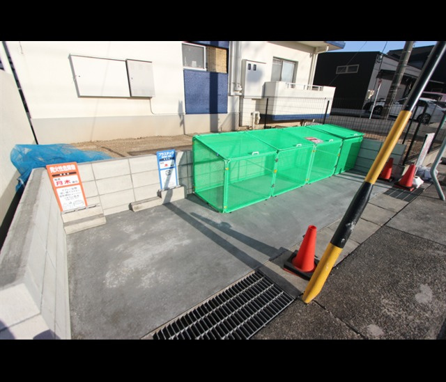 浦里第一マンションのその他共用部分|敷地内ゴミ置き場です。