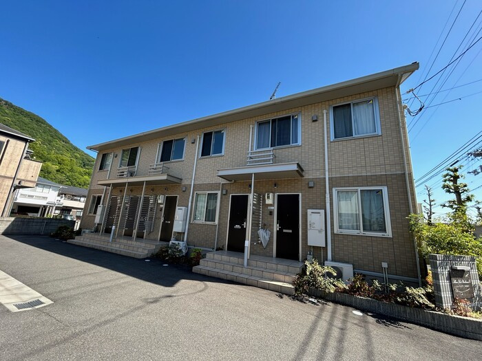 シャインポート屋島Ⅳ　B棟