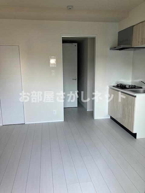 ＬＥＸＥ横濱関内【おとり物件なし】#学生・社会人にオススメ！初期費用分割払いOK！の居間・リビング