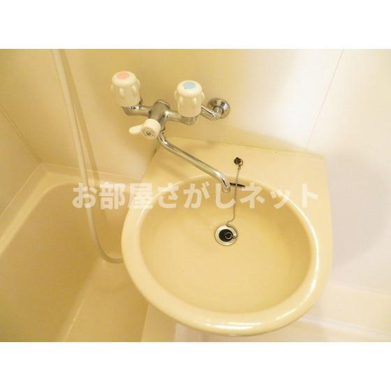 アムス東池袋の浴室|洗面台