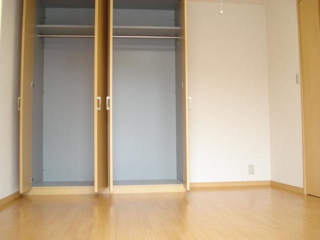 熊本市西区島崎４丁目のアパートの収納
