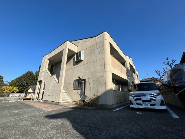 熊本市西区島崎４丁目のアパート
