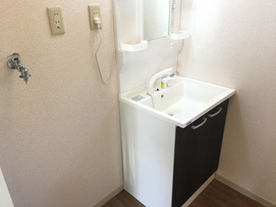 【独立洗面台】 | クレール | 朝の身支度には欠かせない独立洗面化粧台です