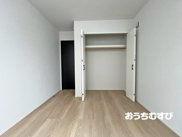 春日井市前並町6期(全3棟)の洋室