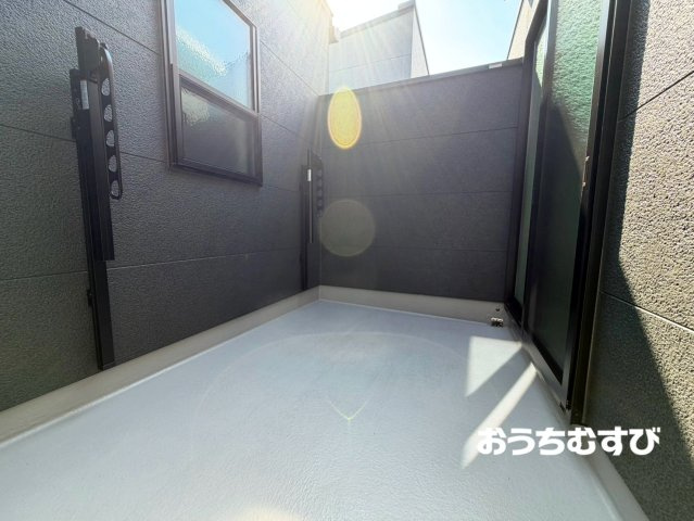 春日井市前並町6期(全3棟)のバルコニー