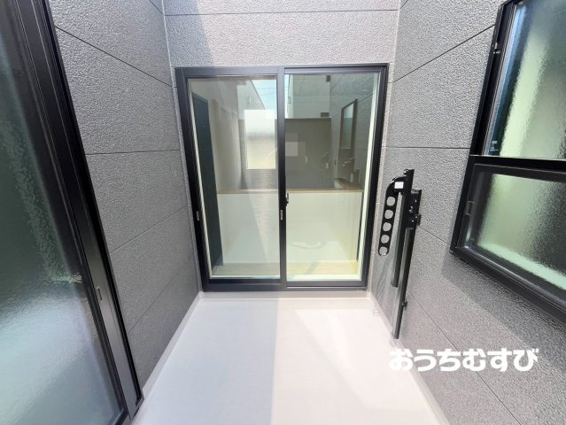 春日井市前並町6期(全3棟)のバルコニー
