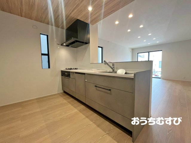 春日井市前並町6期(全3棟)のキッチン