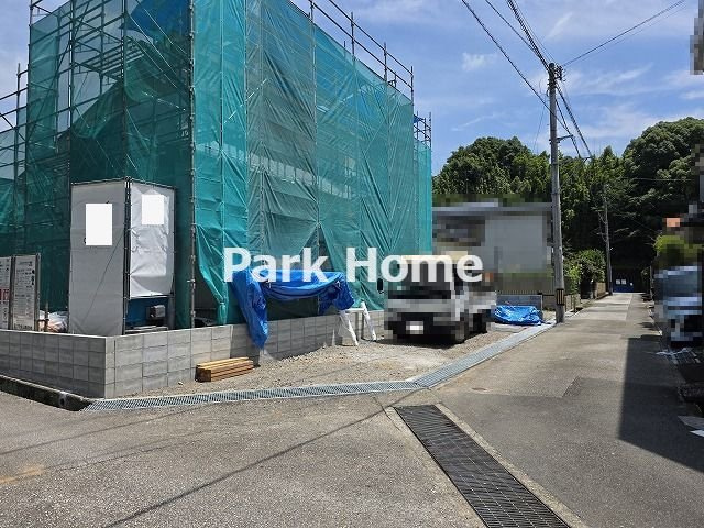 高知市瀬戸西町1丁目-2期1棟 新築戸建て の前面道路含む現地写真