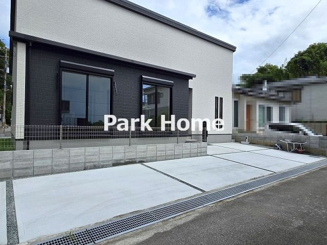 高知市瀬戸西町1丁目-2期1棟 新築戸建て の駐車場