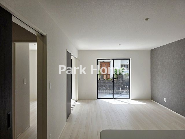 高知市瀬戸西町1丁目-2期1棟 新築戸建て の居間・リビング|１F:17LDK+5.25洋室