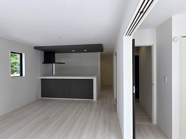 高知市瀬戸西町1丁目-2期1棟 新築戸建て の居間・リビング