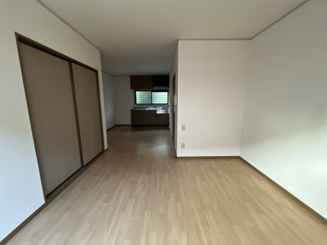 ガーデンハイツ　A棟の居間・リビング