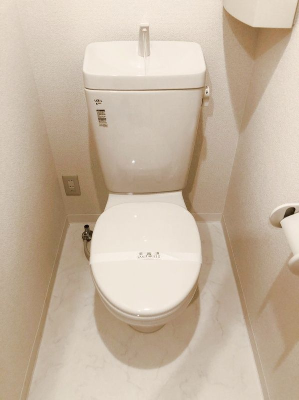 b’CASA西日暮里のトイレ