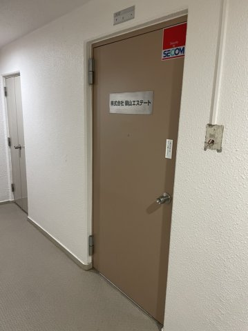 【玄関】 | カサベラ国際プラザビル