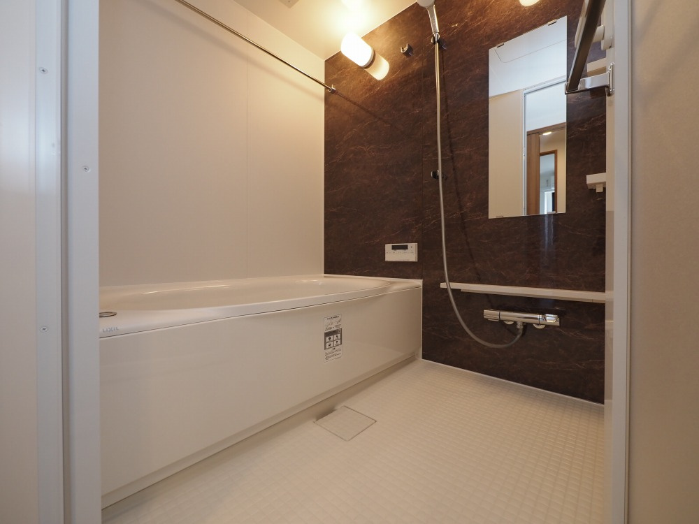 STANDZ四天王寺前夕陽丘の浴室