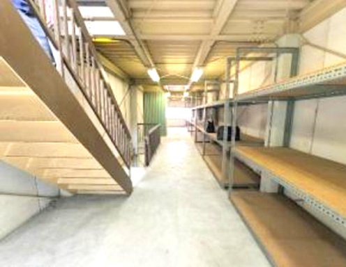 松屋町ビルの内装