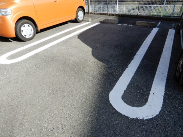 レインボーズヒルの駐車場